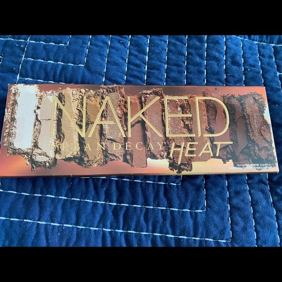 Urban Decay Naked Heat Eyeshadow Pallete NIB - Picture 1 of 10